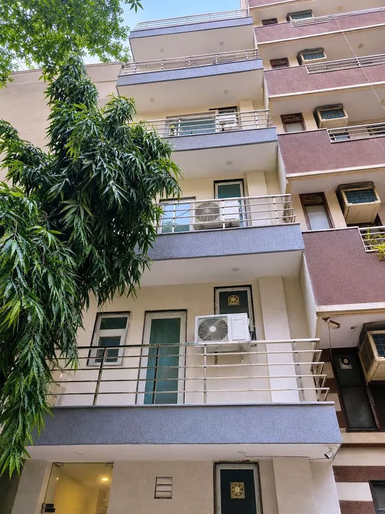U-01, DLF Phase 3 — PG and furnished rooms in Gurgaon